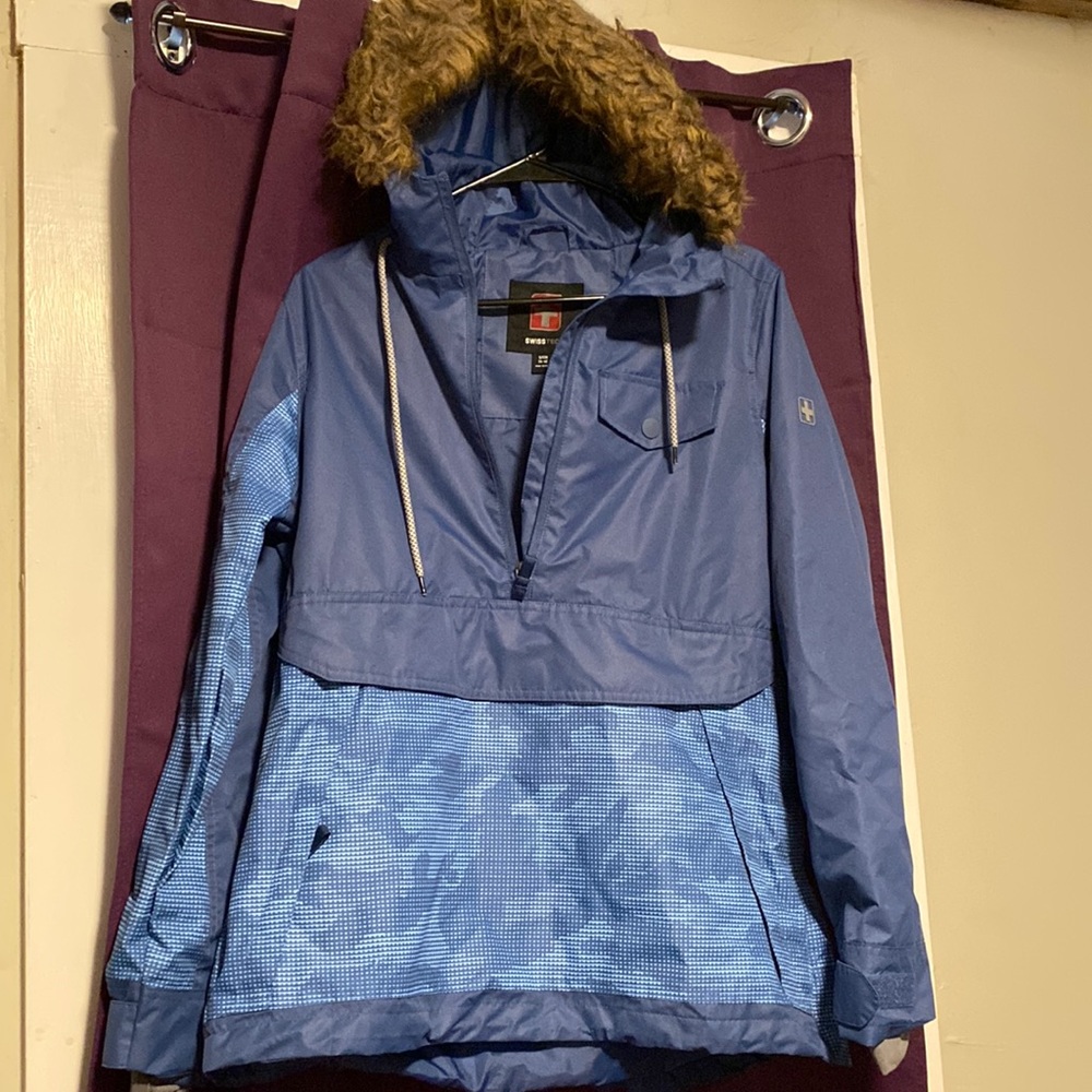 Swiss Tech 1/4 zip pull over Jacket (used) size small